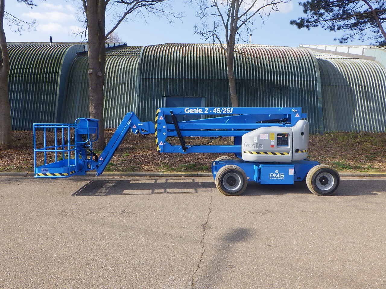 Z-45:25J DC1 Nacelle Articulée Électrique 16m Génie