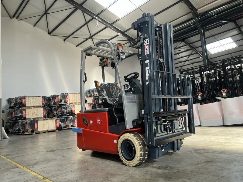 soslocation13 Chariot élévateur électrique